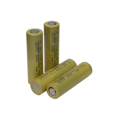 พลังงานมือถือ 2000mah 18650 แบตเตอรี่แบบชาร์จใหม่ได้ UN38.3 สำหรับไฟฉายที่สว่างสดใส