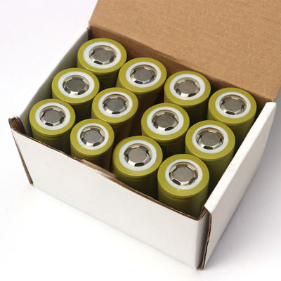 พลังงานสูง 26650 แบตเตอรี่ลิเธียมไอออน 3.2 โวลต์ 4000mAh ความจุขนาดใหญ่ 2000 เท่า